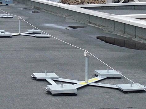 配重块锚固水平生命线系统