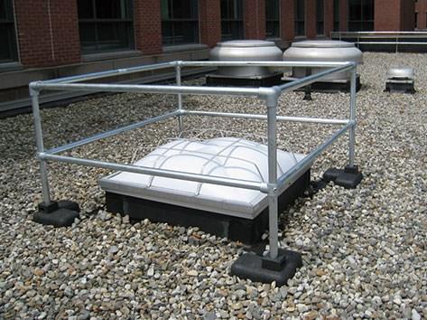 天窗隔离防护栏