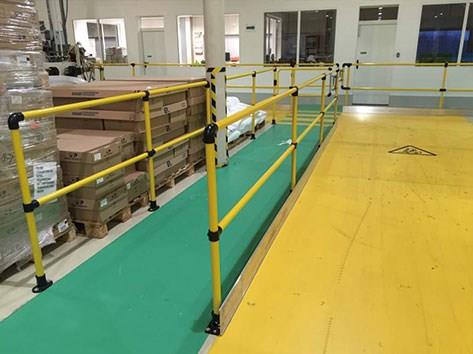 人行通道隔离护栏